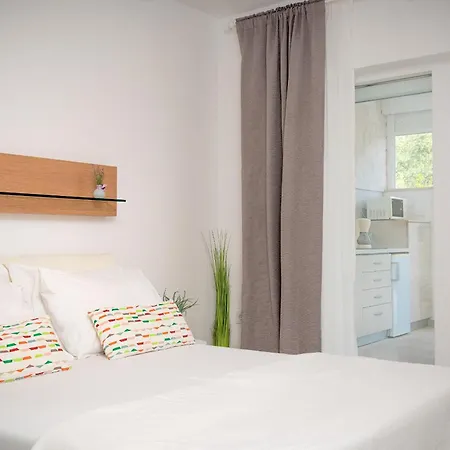 Lejlighed Rajski Dvor Bol