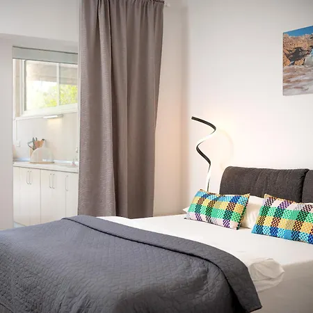 Rajski Dvor Apartamento Bol