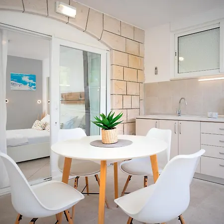 Apartmán Rajski Dvor *