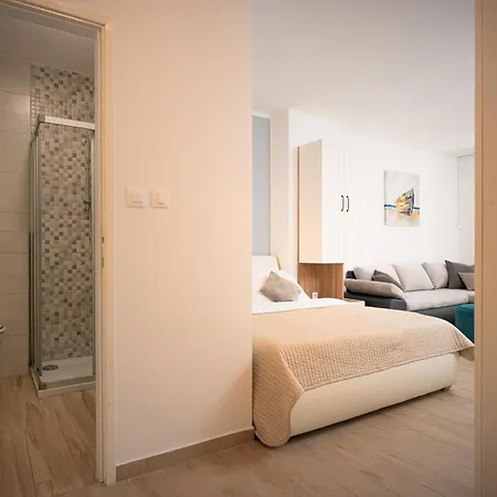 Rajski Dvor Apartment *