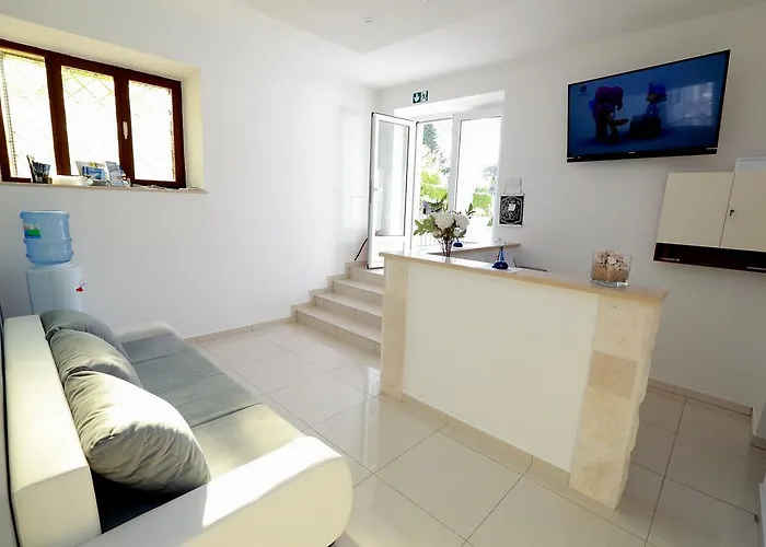 Rajski Dvor Apartament *