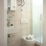 Rajski Dvor * Bol